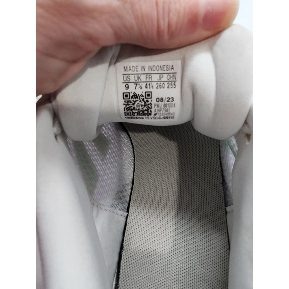 Adidas Runfalcon 3.0 Women's Running Shoes Light Grey Mint Green Size 9 Used